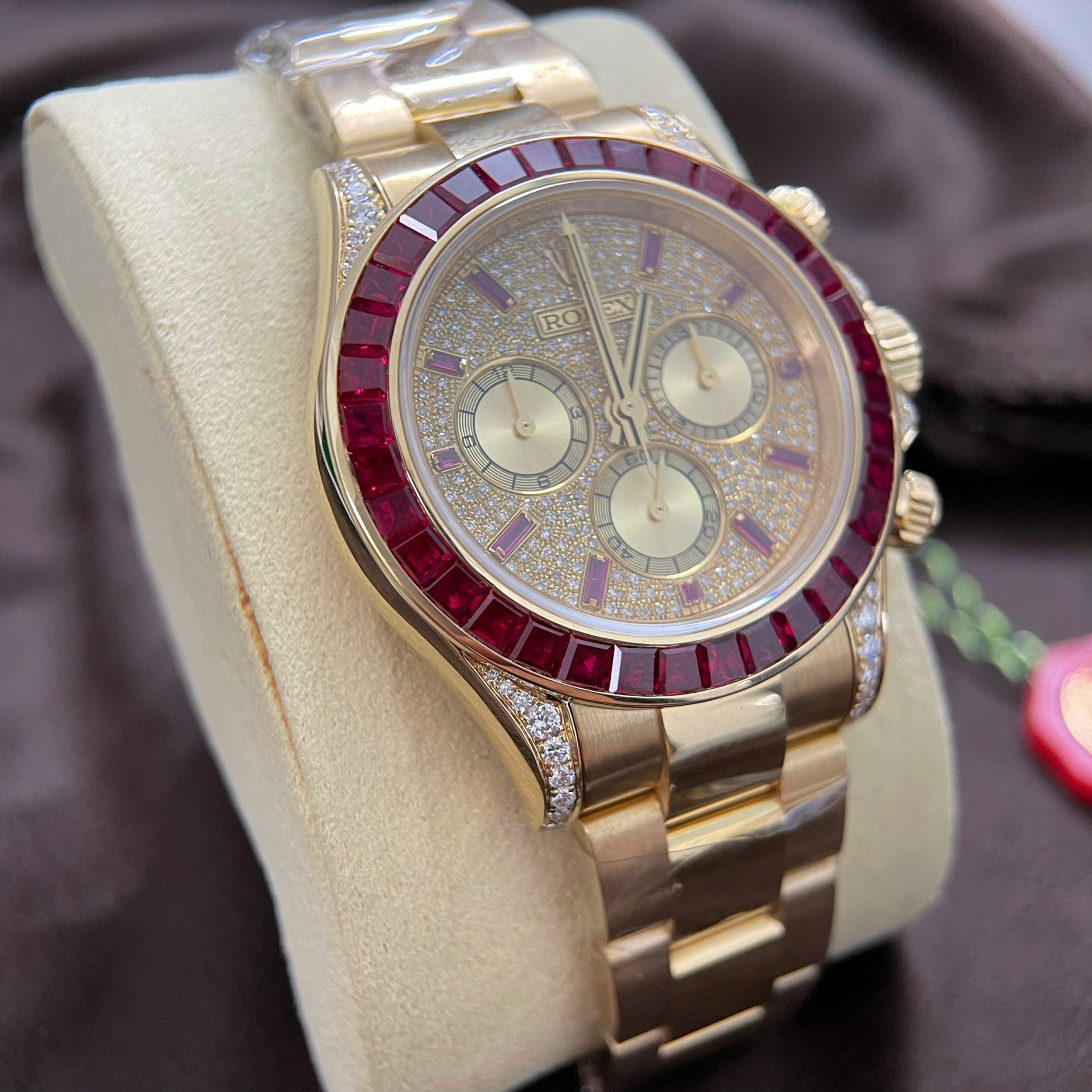 Rolex Cosmograph Daytona 126598TRU Replica Watch 18K Solid Gold + Ruby + Natural Diamonds 40mm - Top club