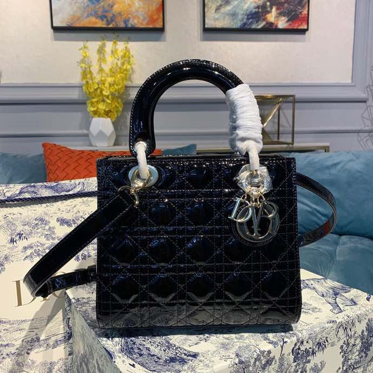 Christian Dior Medium Lady Dior Bag Black Cannage For Women 9.5in/24cm CD M0565OWCB_M9001:1High-quality replica