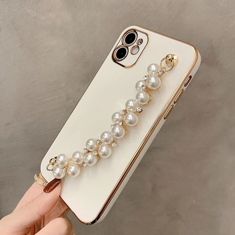 Gloss Pearl Chain iPhone Case - Wholesale & Influencer