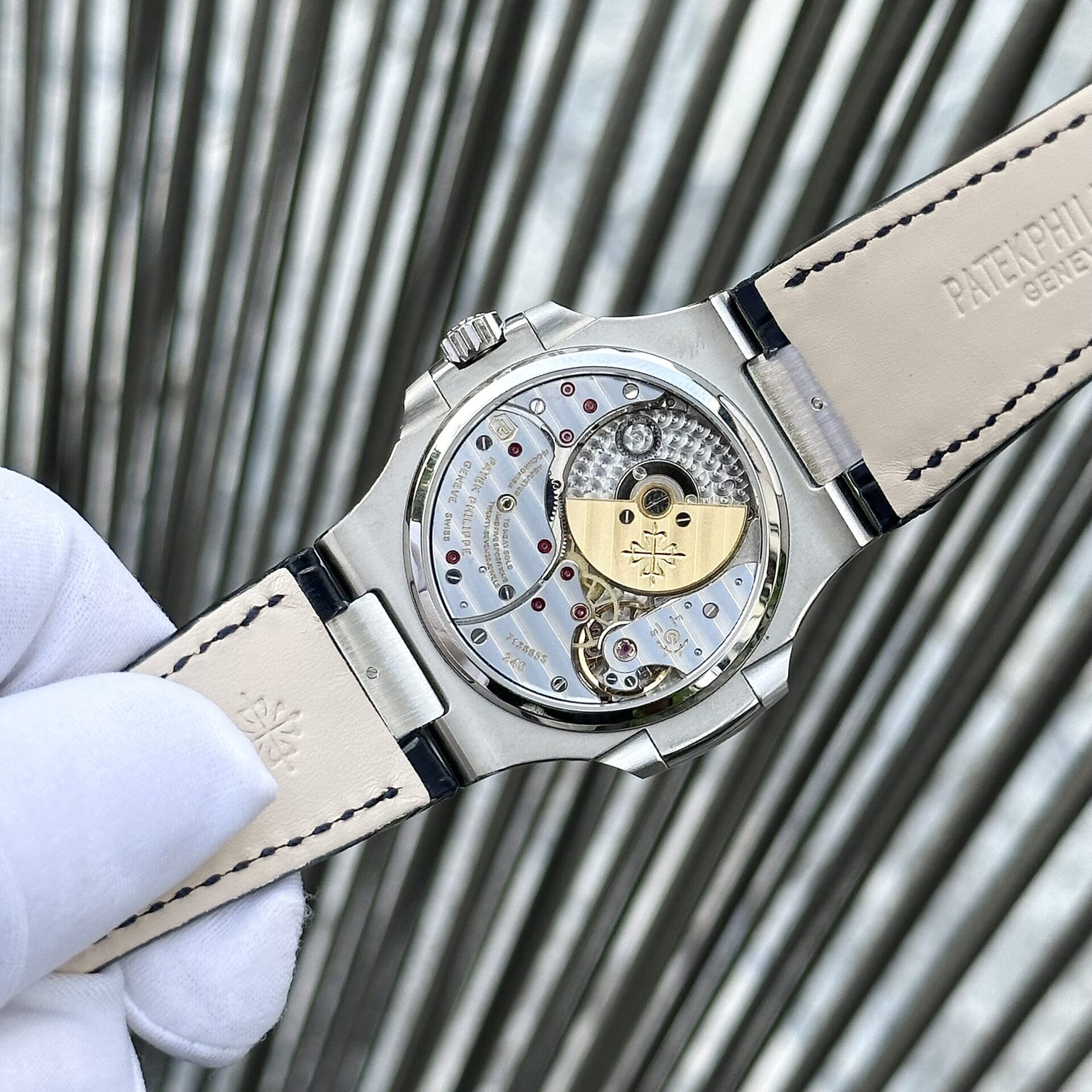 Patek Philippe Replica 1:1 Watch 5712 Gray Dial Leather Strap GRF 40mm - Top club