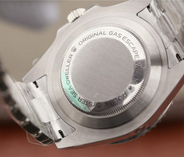 Replica Rolex Sea-Dweller 2017 Baselworld 126600 ARF 904L Bracelet A2824 - Top club