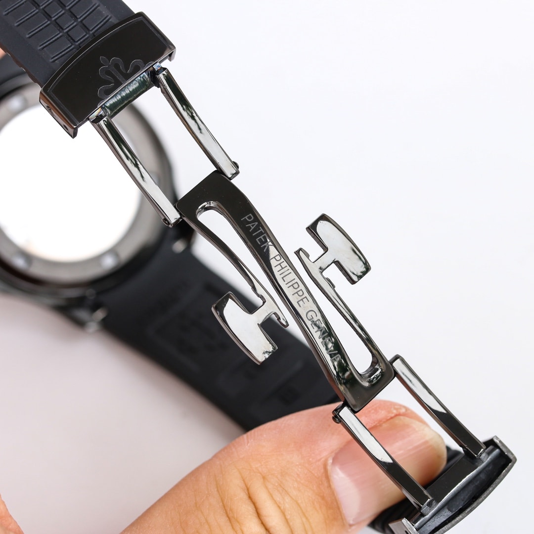 Fake Patek Philippe Replica Watch Aquanaut Limited Edition Black DLC-PVD(1:1 replica) - Top club