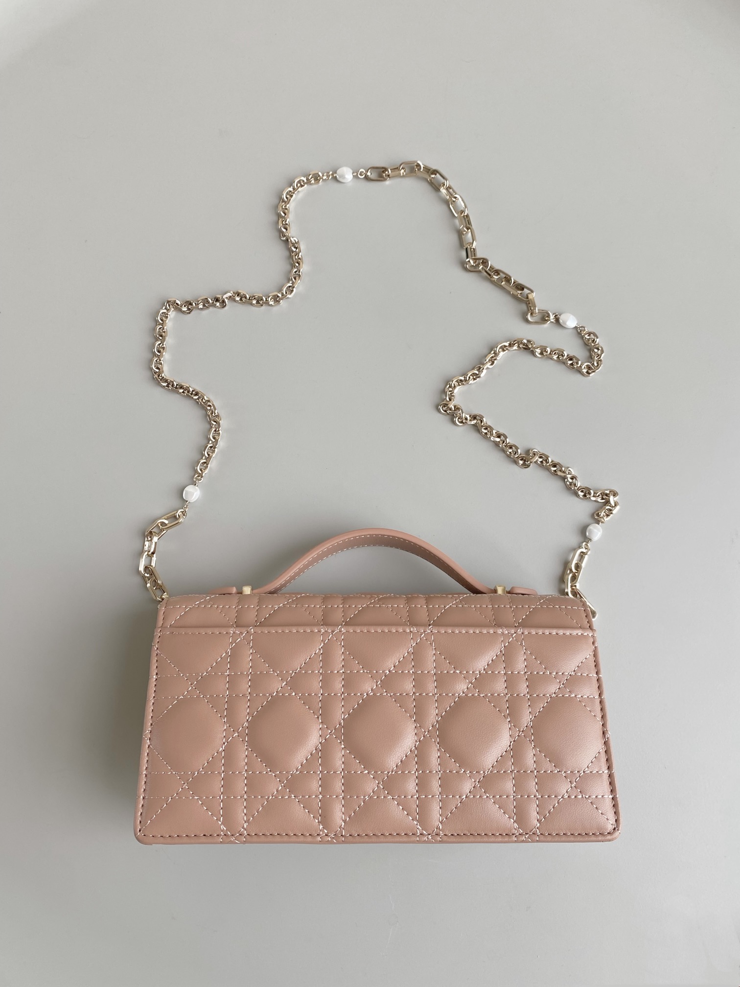 Lady Top Handle Clutch Beige/Black/White For Women 8.5in/21cm S0980ONMJ_M49P1:1High-quality replica