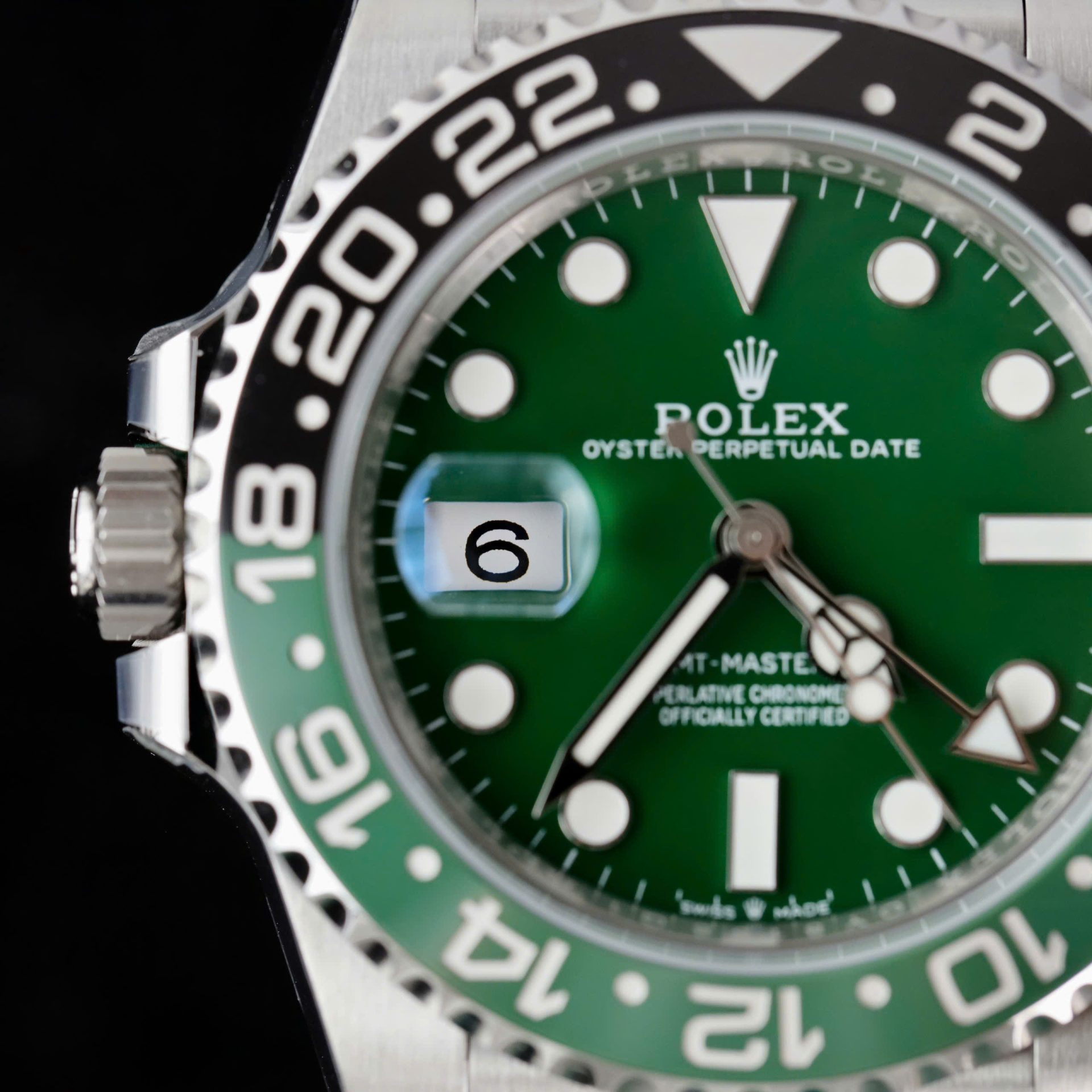 Rolex GMT-Master II 126729VTNR Copies Watch Green Dial Jubilee Strap 40mm - Top club
