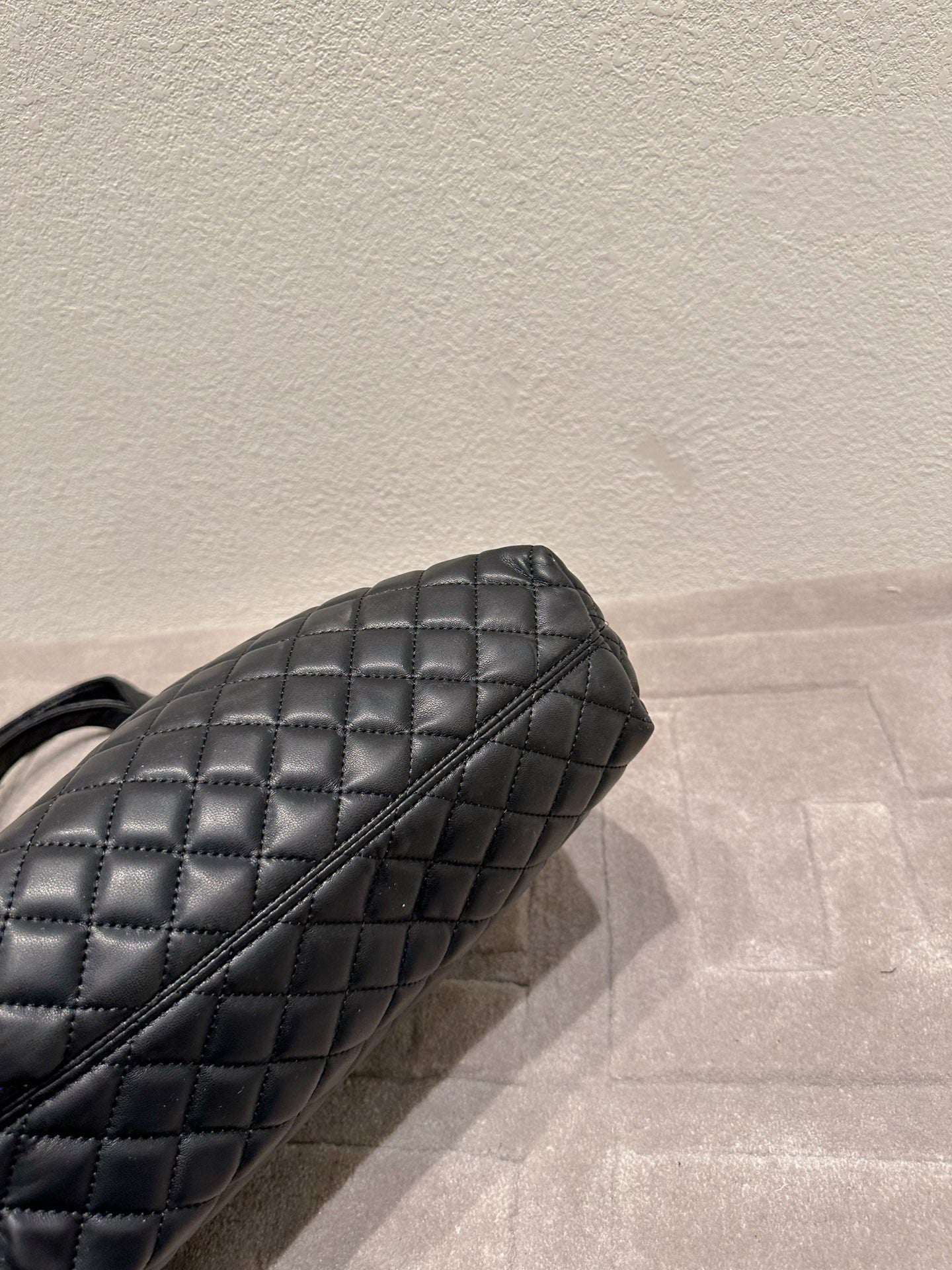 TO – Luxury Bags SLY 2781:1High-quality replica