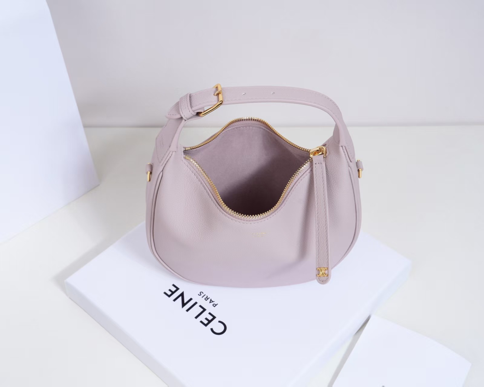 Celine Lulu IN Grained calfskin Bag1:1High-quality replica