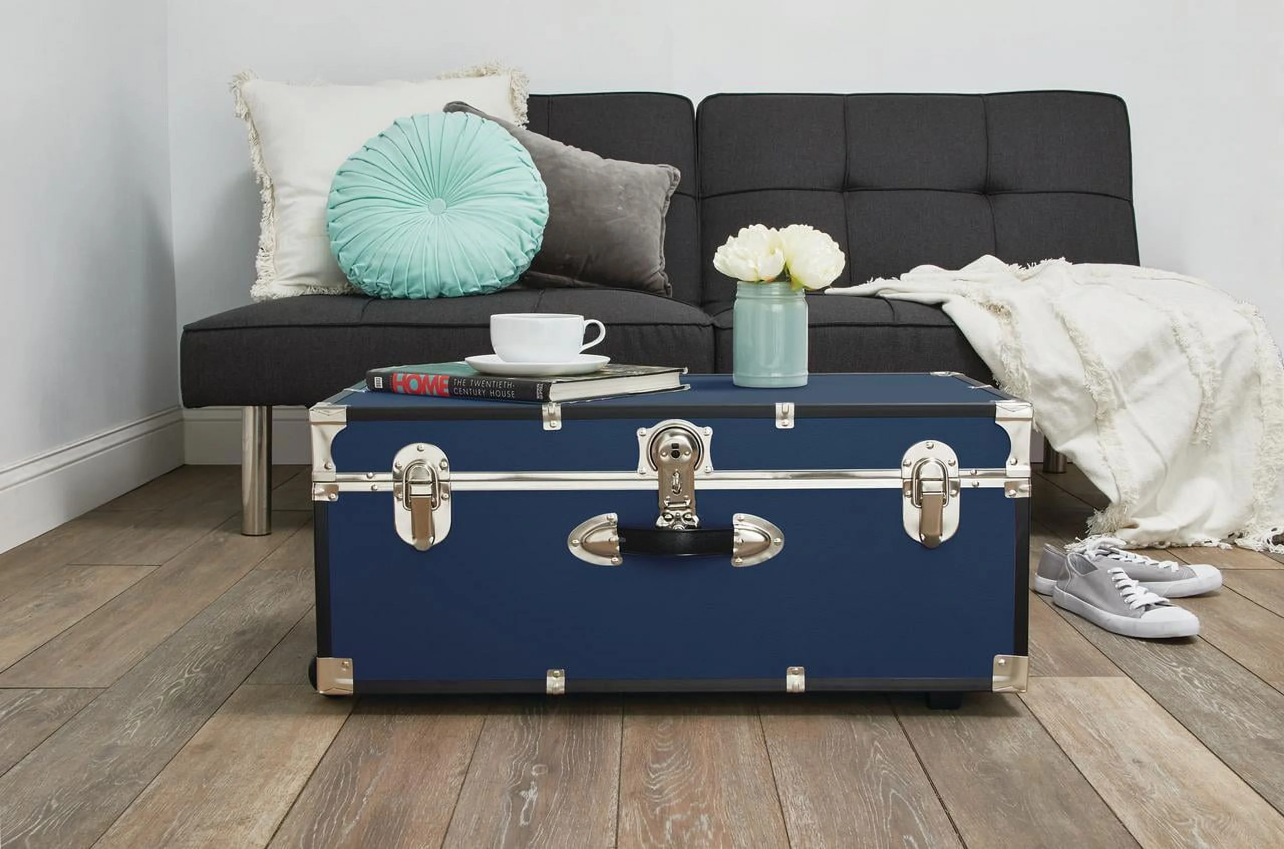 Seward Collegiate Collection Footlocker Trunk with Wheels - Image 2