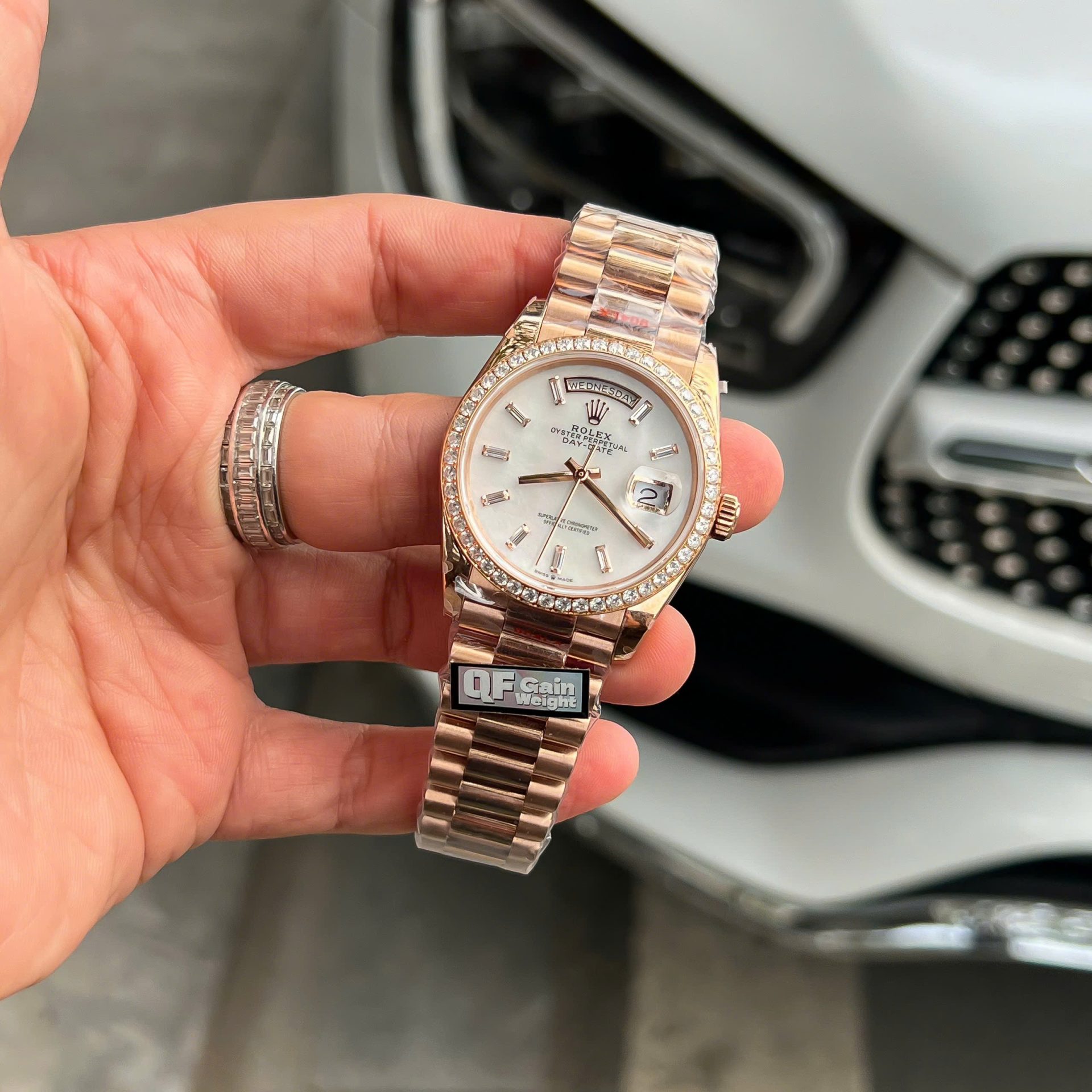 Rolex Day-Date Dial MOP Replica Watch Weight 158 ??Grams Bezel Moissanite Diamonds QF Factory 36mm - Top club