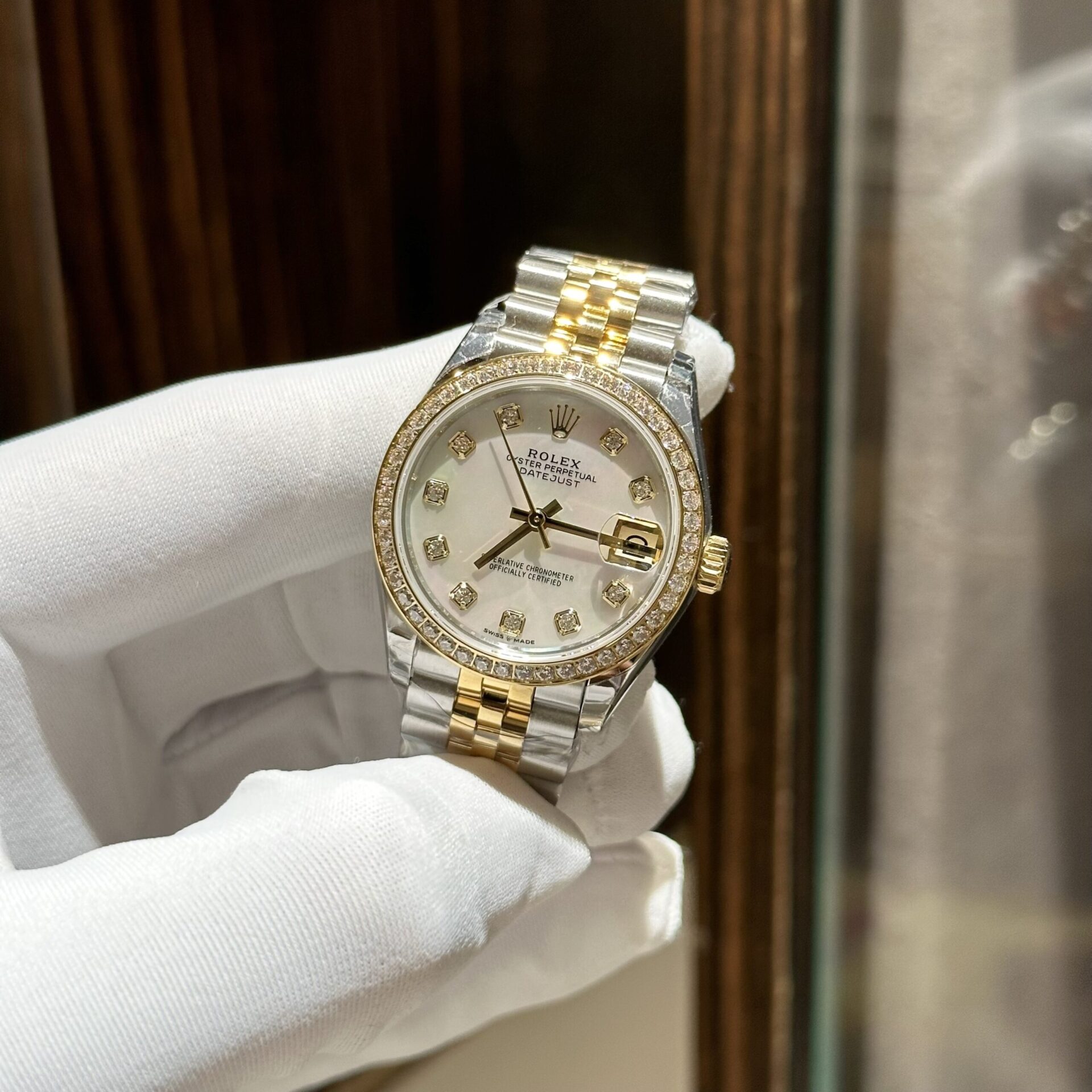 Rolex Replica 11 Watch DateJust Mother of Pearl Dial With Diamonds EW 31mm - Top club