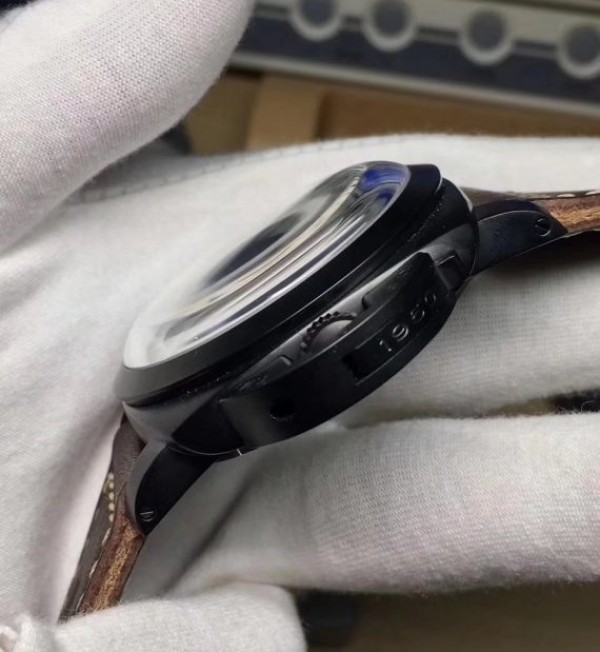 Replica Panerai Luminor 1950 PAM617 DLC California Dial - Top club