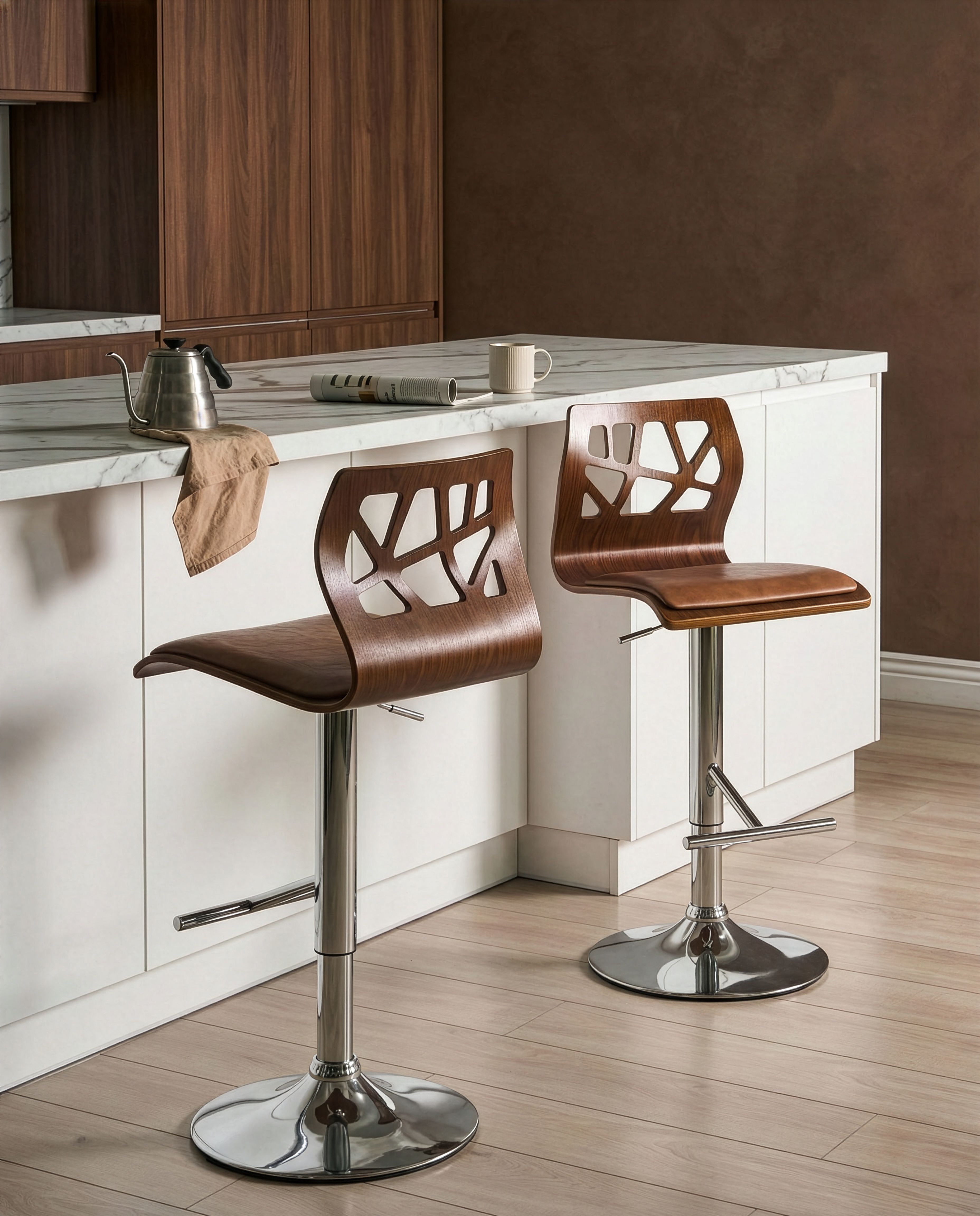 Set of 2 Bar Chairs PETERSBURG Faux Leather Brown/ Silver