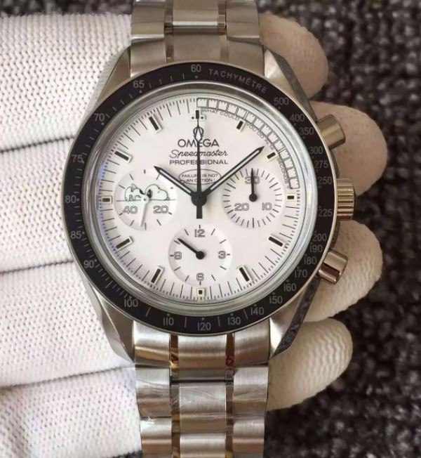 Replica Omega Speedmaster Snoopy White Dial SS Bracelet Manual Winding Chrono Movement - Top club