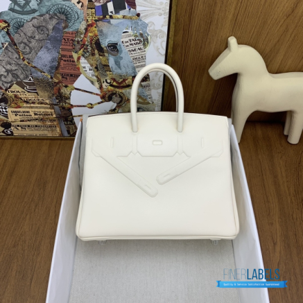 The Ultimate Highest Quality Replica: Hermès Shadow Birkin 251:1High-quality replica