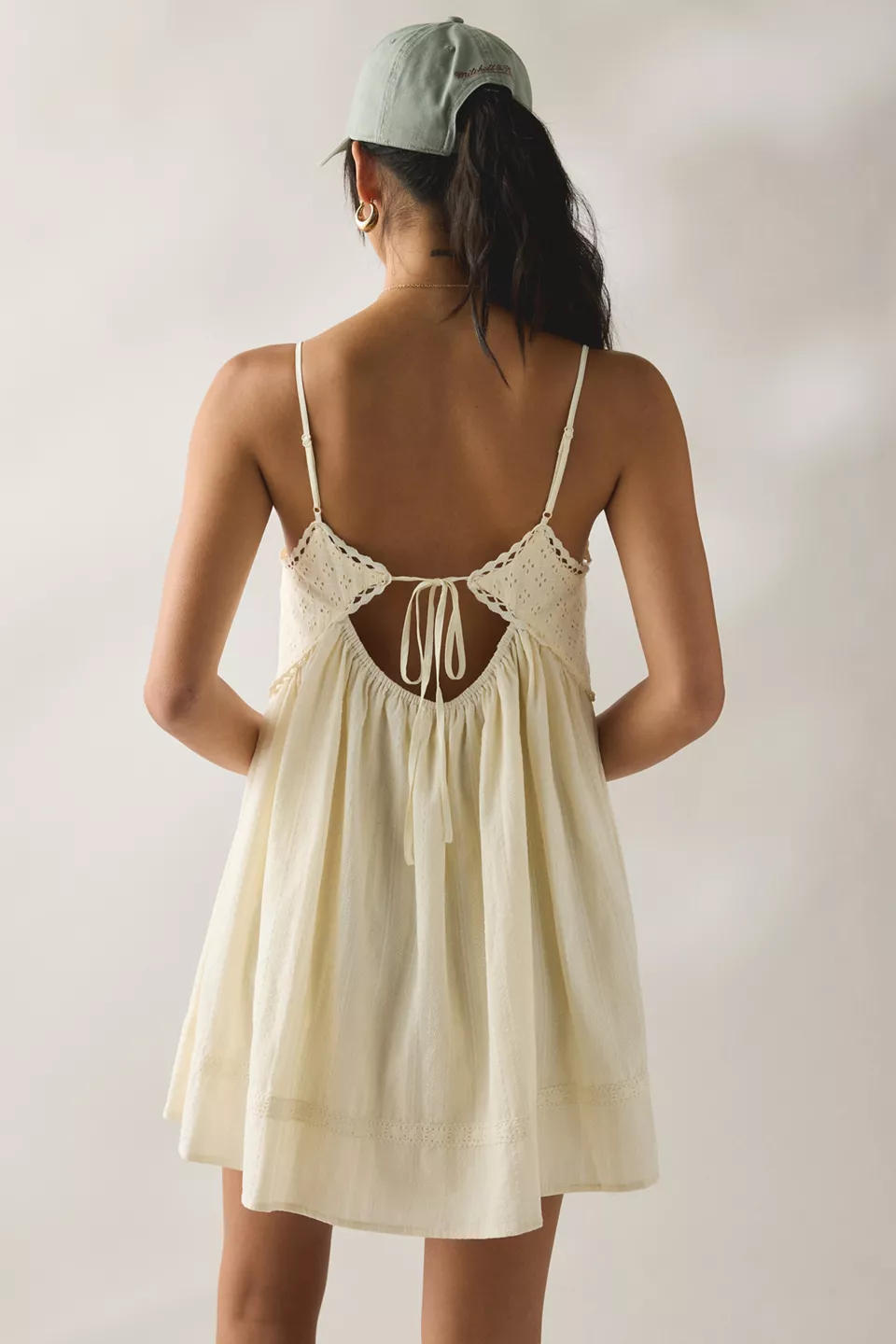 Kimchi Blue Lucky In Lace Tie-Back Babydoll Mini Dress - Ivory