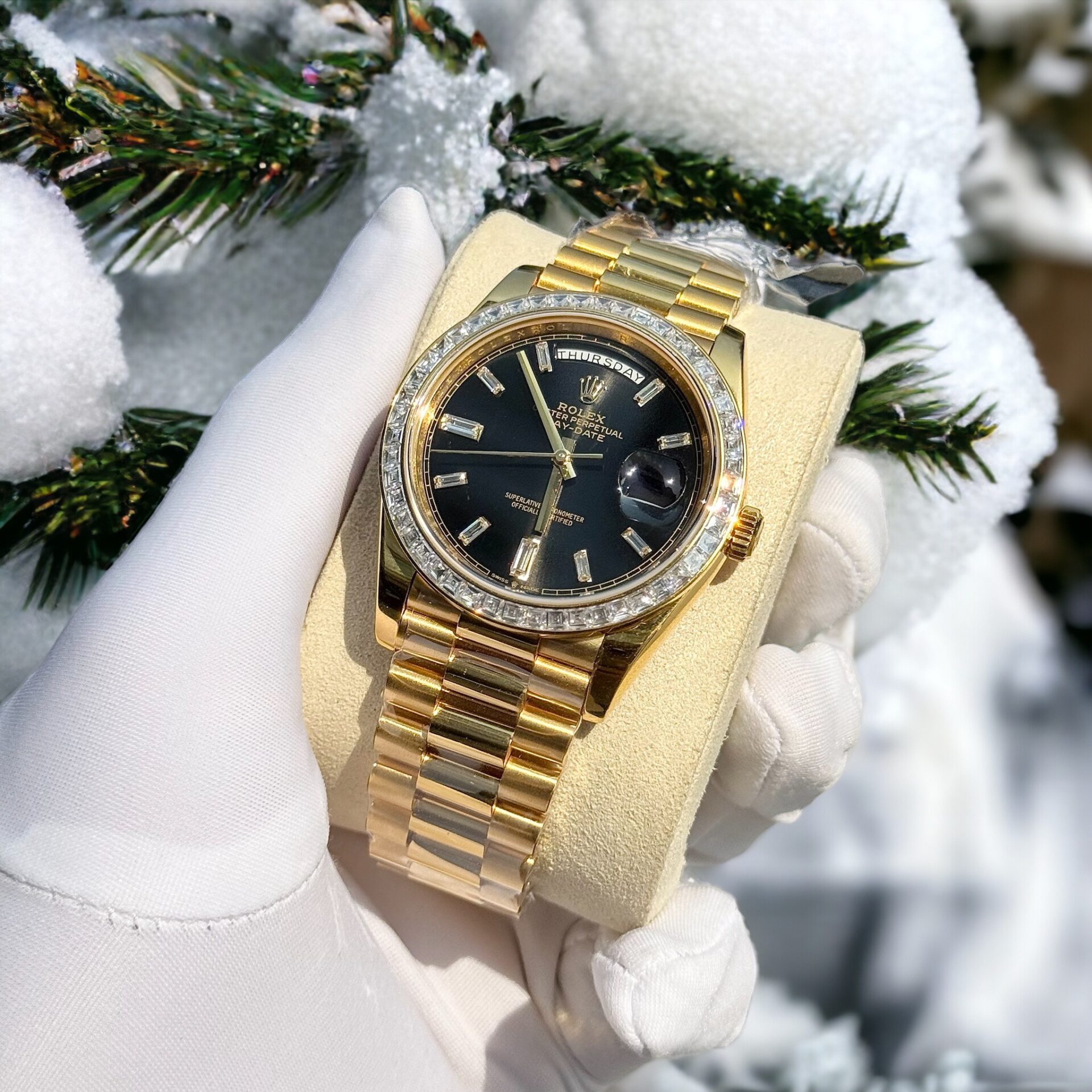 Rolex Day-Date 228238 Replica Watch 18K Gold Wrapped Moissanite Bezel GM 40mm - Elite Watch Atelier