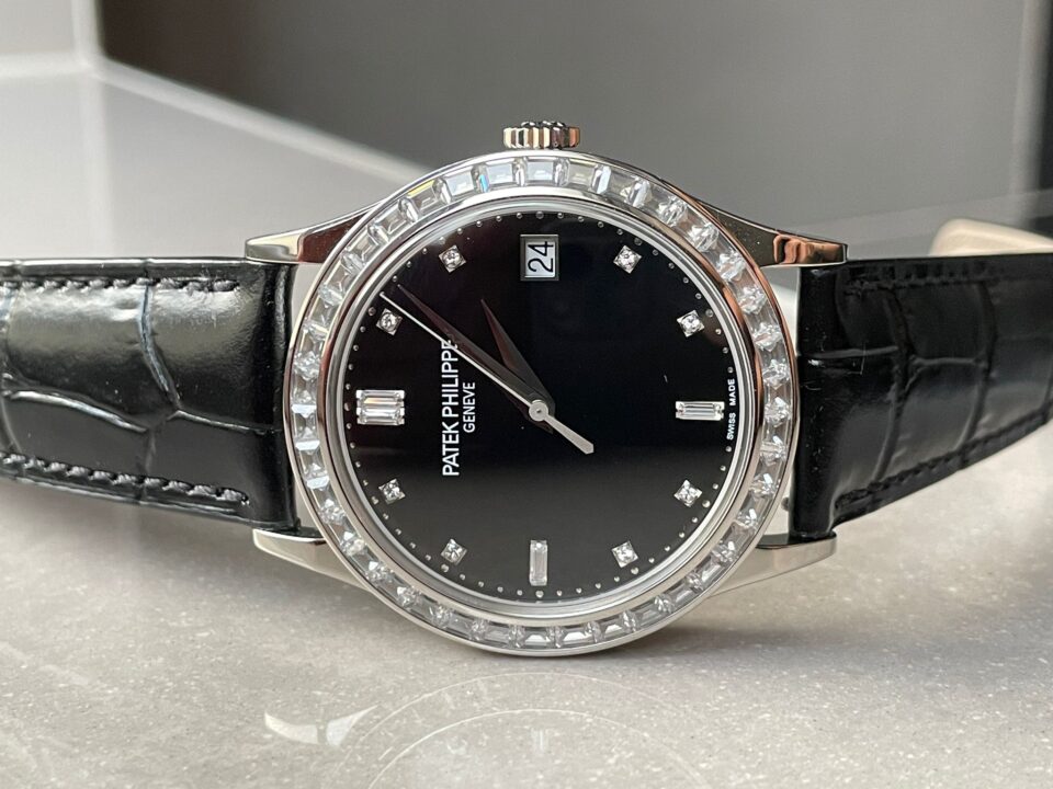 Replica PATEK PHILIPPE Calatrava ZF 5298p Date Sweep Seconds in Diamond Bezel Black Dial ZF factory - Top club