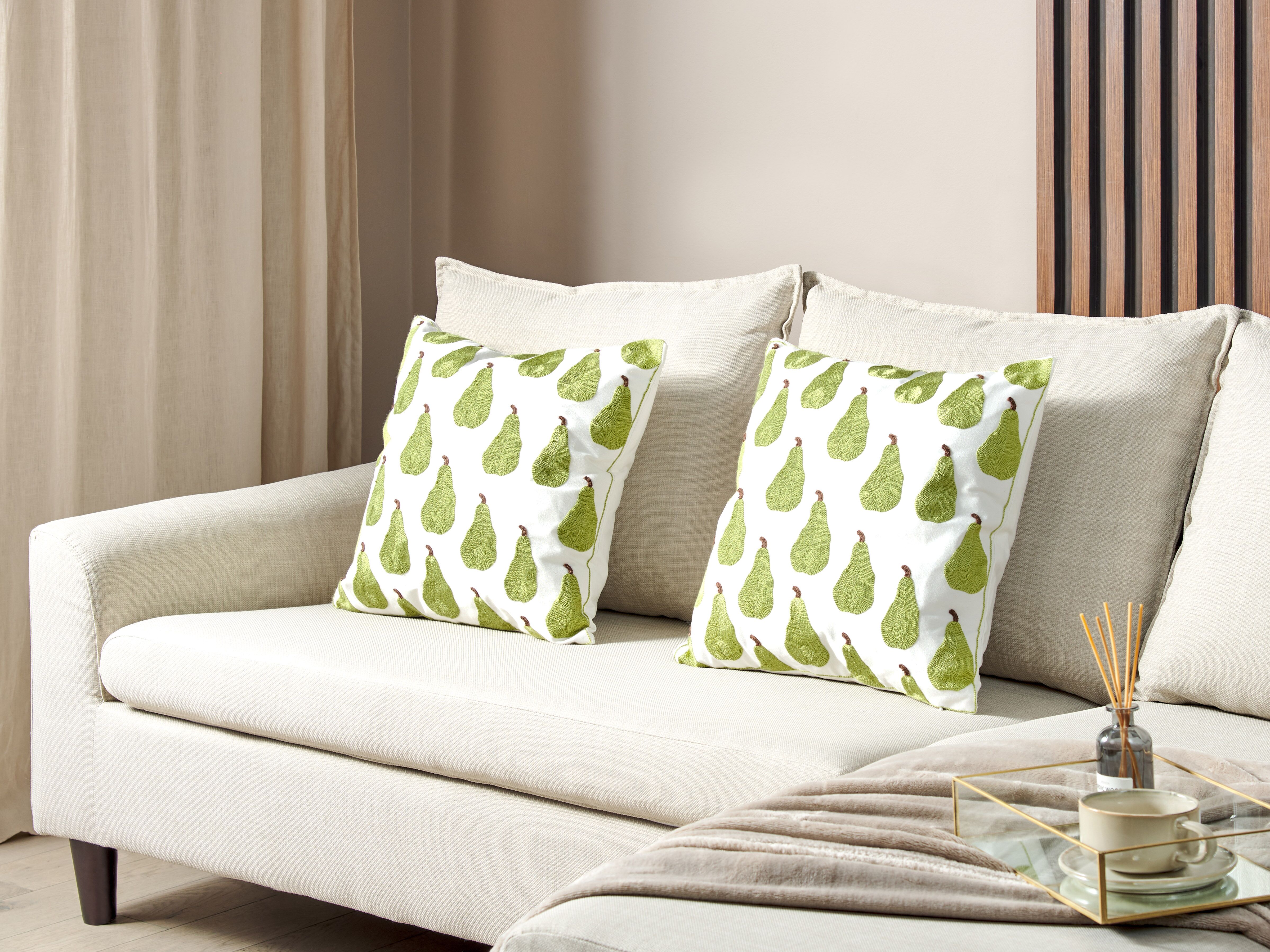 Set of 2 Decorative Cushions TRACHELIUM 45 x 45 cm Green Plant Pattern