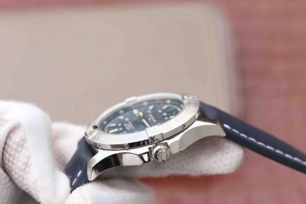 Replica Breitling Colt Automatic 44mm SS GF Blue Textured Dial Blue Leather Strap A2824 - Top club