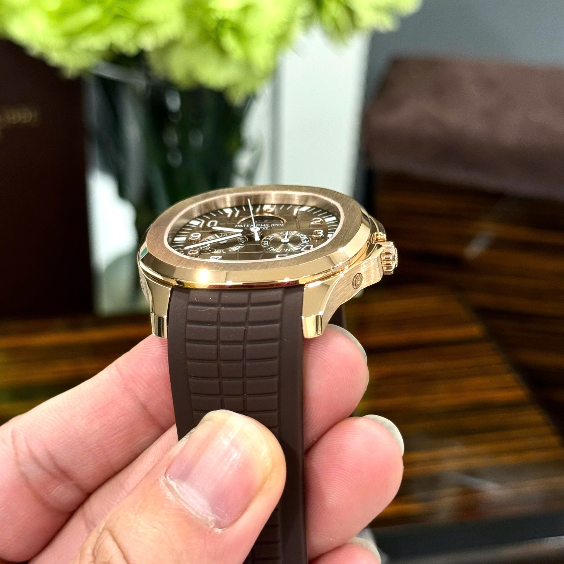 Patek Philippe Aquanaut 5261R Best Replicas Chocolate Dial Automatic Swiss Movement 40mm - Top club