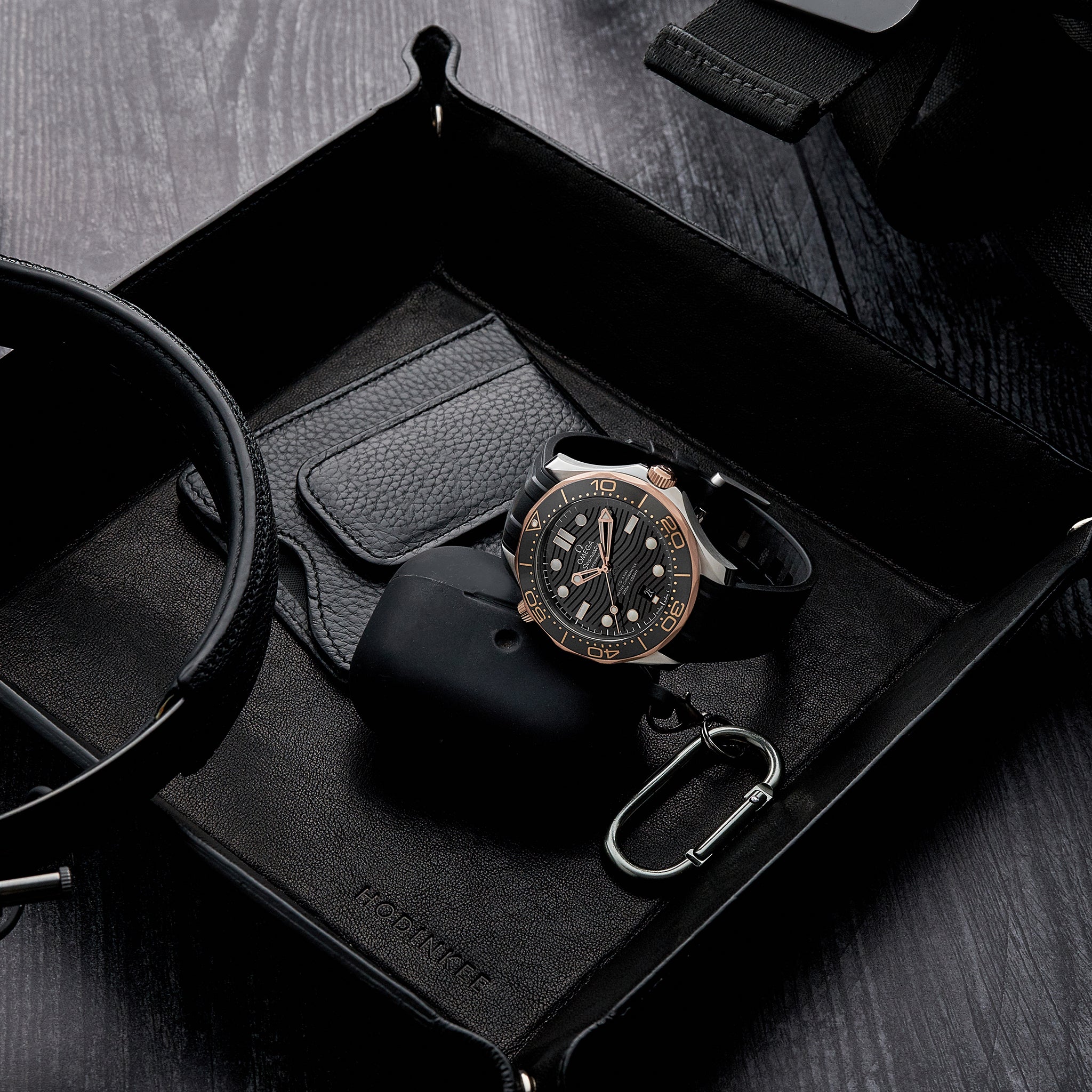 Seamaster Diver 300M Co-Axial Master Chronometer 42mm Two-Tone Black Dial On Rubber Strap(1:1 replica) - Top club
