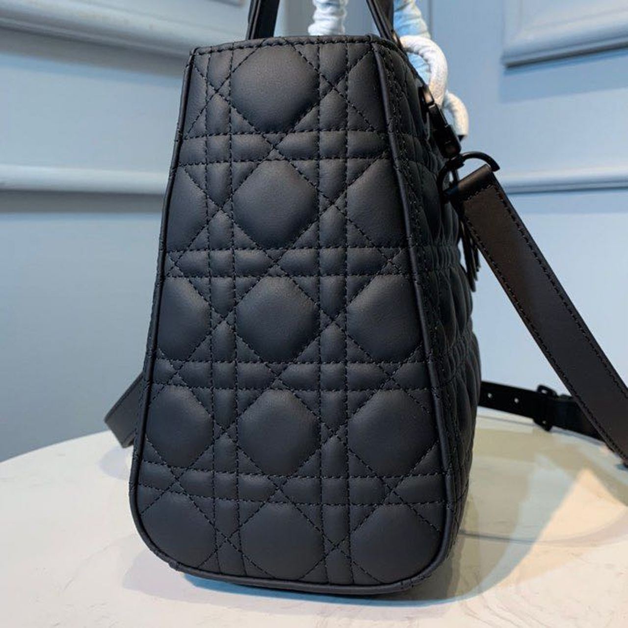 Christian Dior Medium Lady Dior Bag Matte Hardware Black Ultramatte For Women 9.5in/24cm CD M0565SLOI_M9891:1High-quality replica