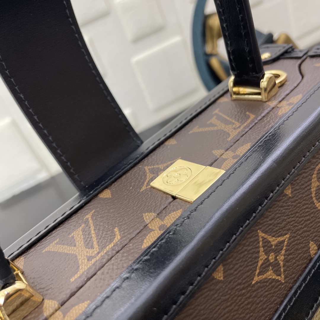 Louis Vuitton Petite Malle M459431:1High-quality replica