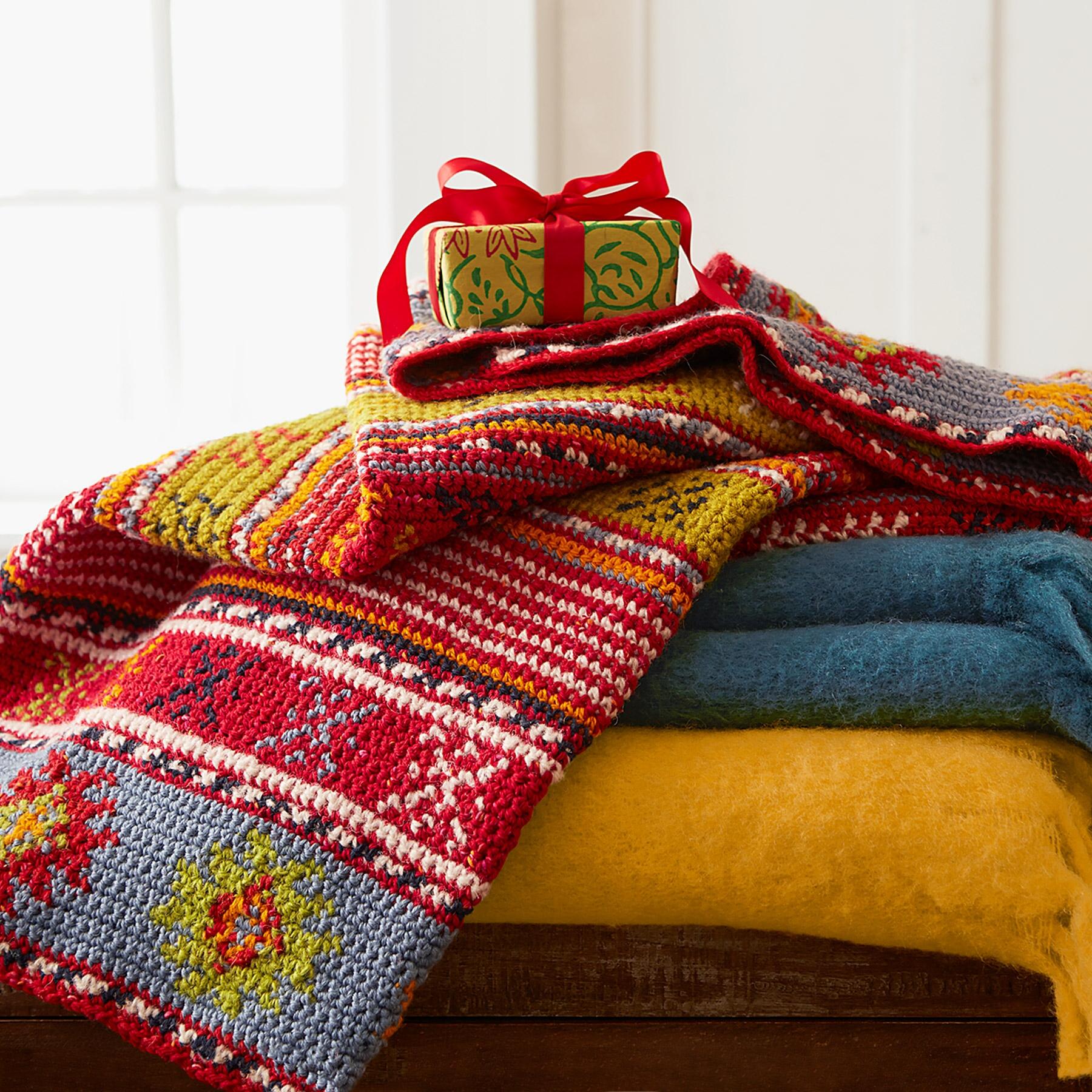 Heirloom Stocking Throw - Sundance Clothing