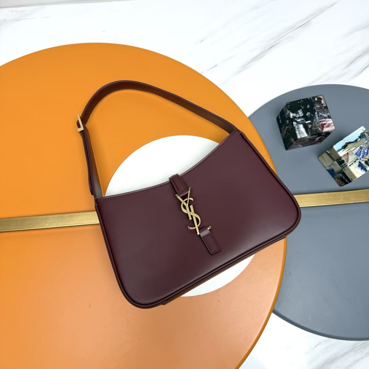 Saint Laurent LE 5 À 7 Smooth Leather HandBag1:1High-quality replica