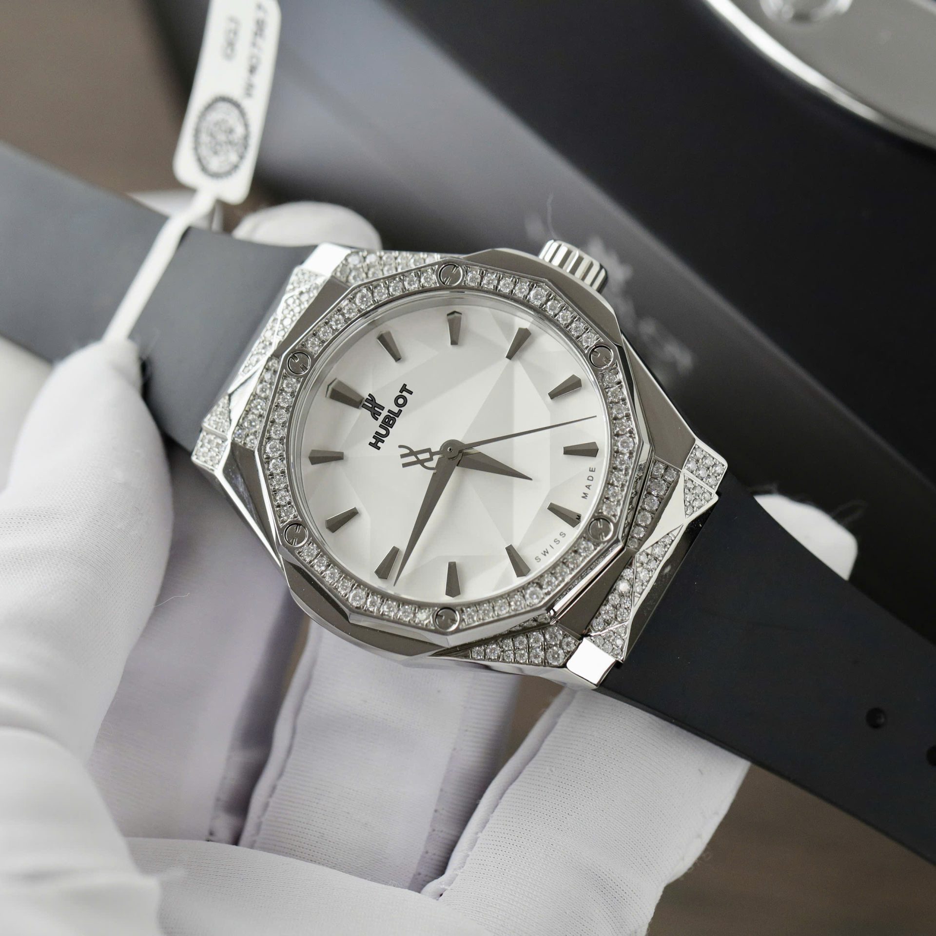 Hublot Orlinski White Dial Replica Watch Custom Moissanite Diamonds Hong Kong 40mm - Top club