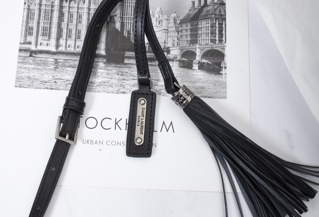 Replica Ysl Lou Camera Bag In Quilted Leather- Black/Silver1:1High-quality replica