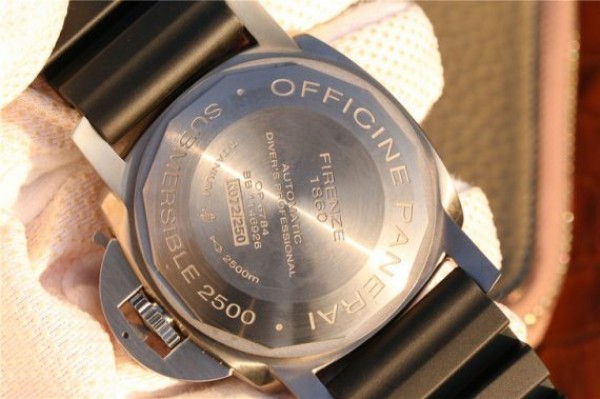 Replica Panerai Special Editions XF PAM194 Black Dial Rubber Strap A7750 - Top club
