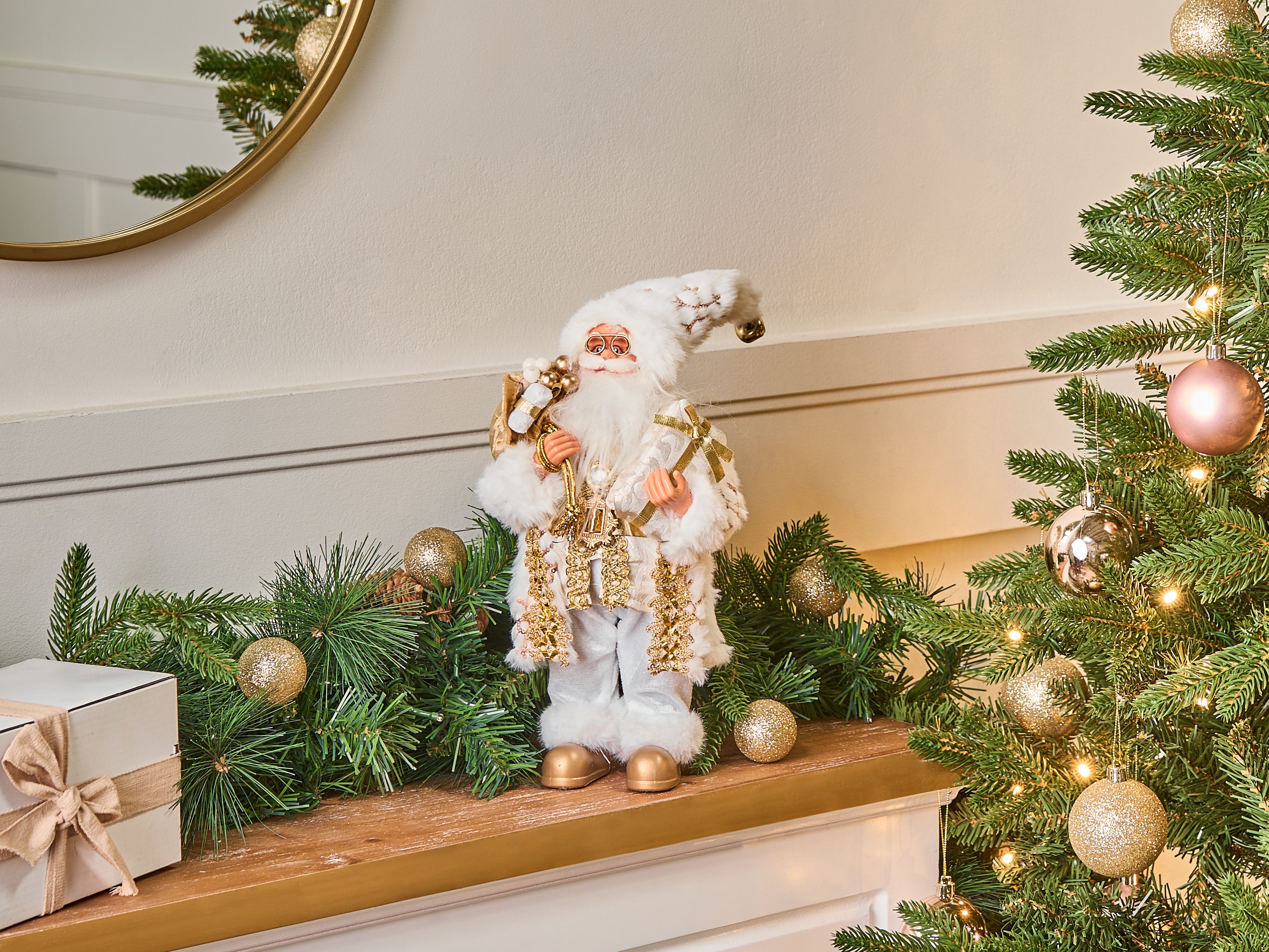 Christmas Decoration STRAUMSFJORDEN Santa Claus 40 cm White/ Gold