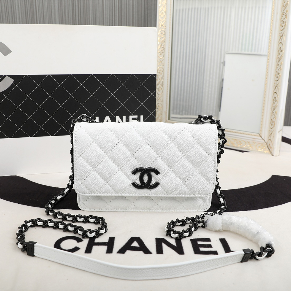 Chanel Grained Flap Crossbody Bag1:1High-quality replica