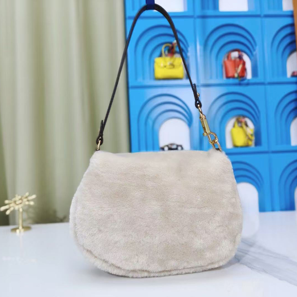 Louis Vuitton Ski edition of the Bella handbag1:1High-quality replica