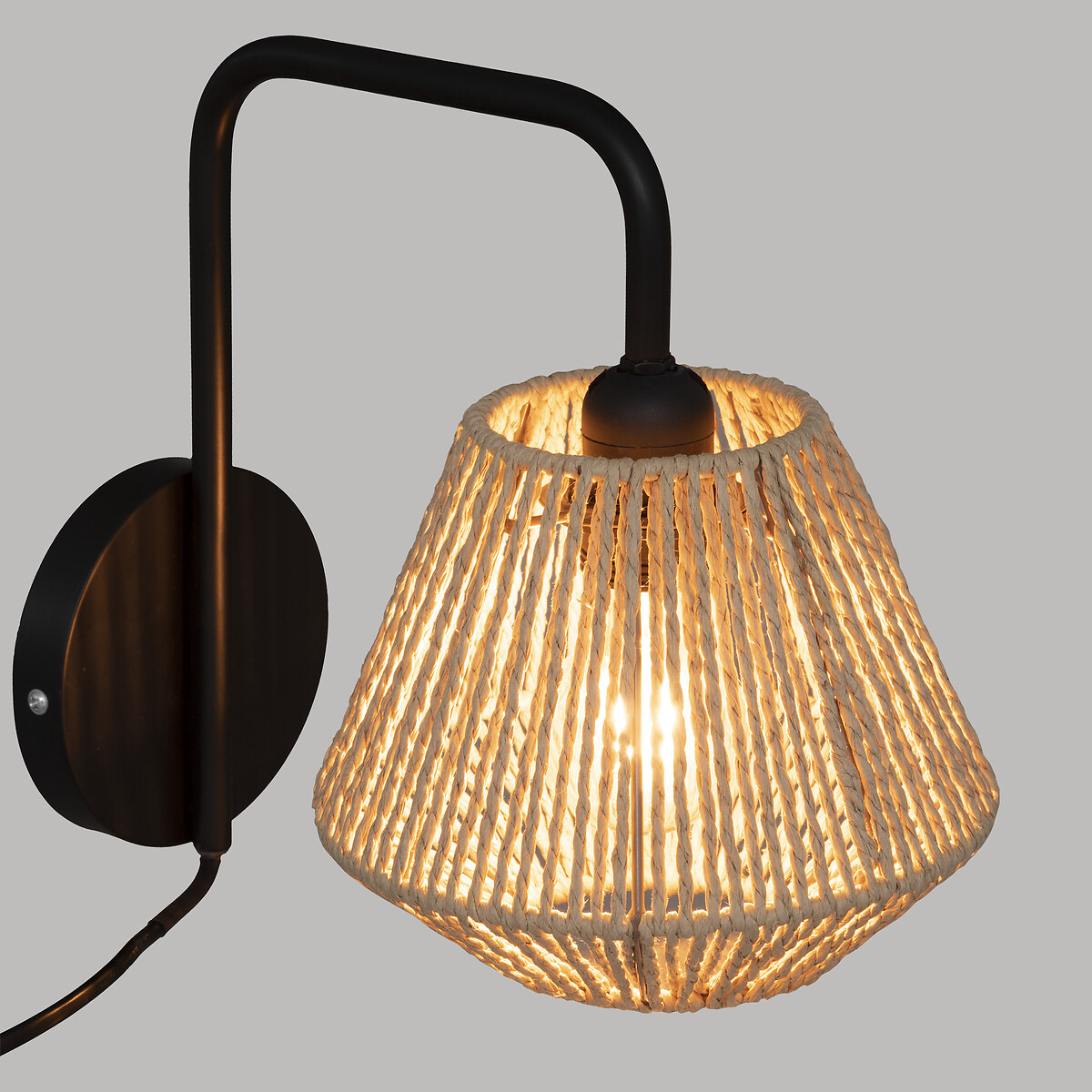 Wall lamp "Jily" metal Beige, D.18 cm