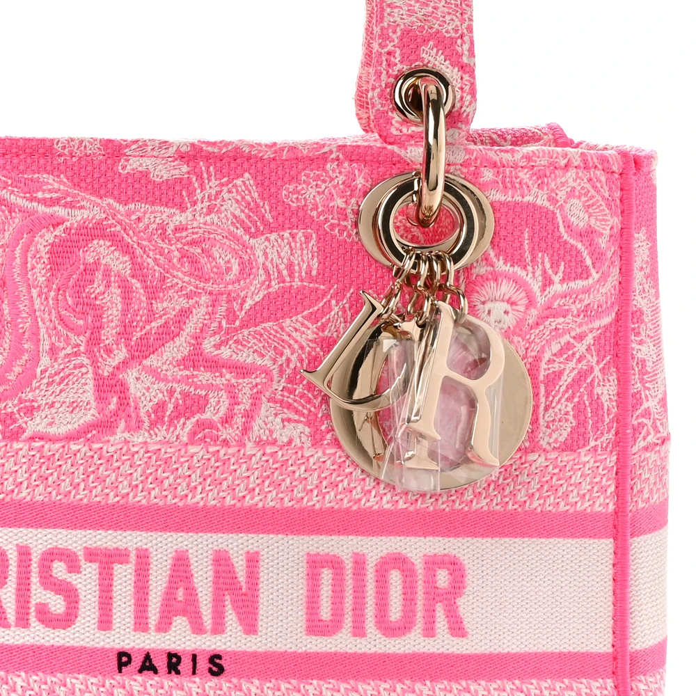 Superfake Dior Handbags in Fluorescent Pink Embroidery1:1High-quality replica