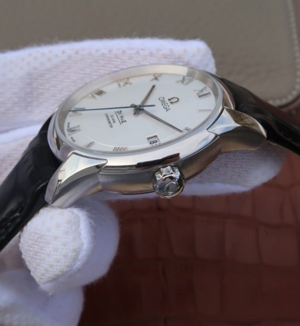Replica Omega V6 De Ville 41mm SS White Dial Black Leather Strap A8500 - Top club
