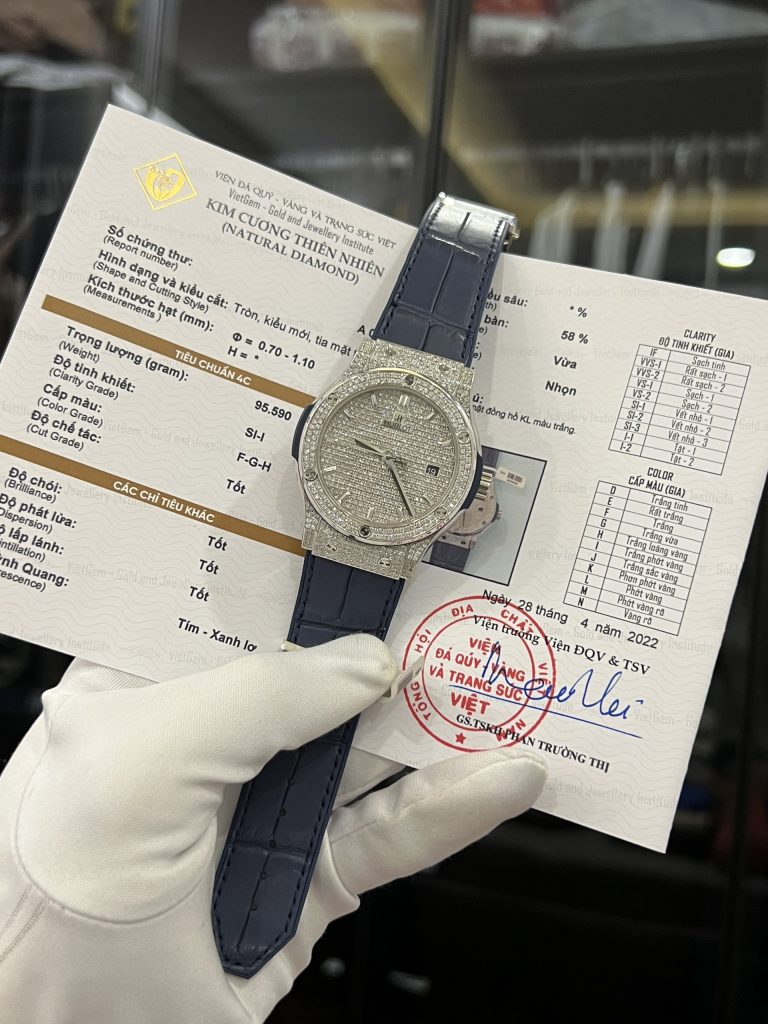 Hublot Best Replica Watch Classic Fusion Custom Natural Diamonds 42mm - Elite Watch Atelier