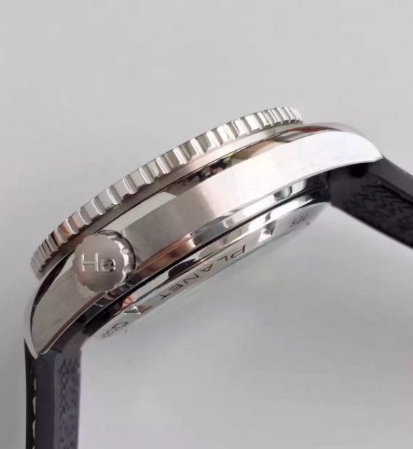 Replica Omega Planet Ocean SS GMT Black Dial Orange Markers Rubber Strap A8605 - Top club