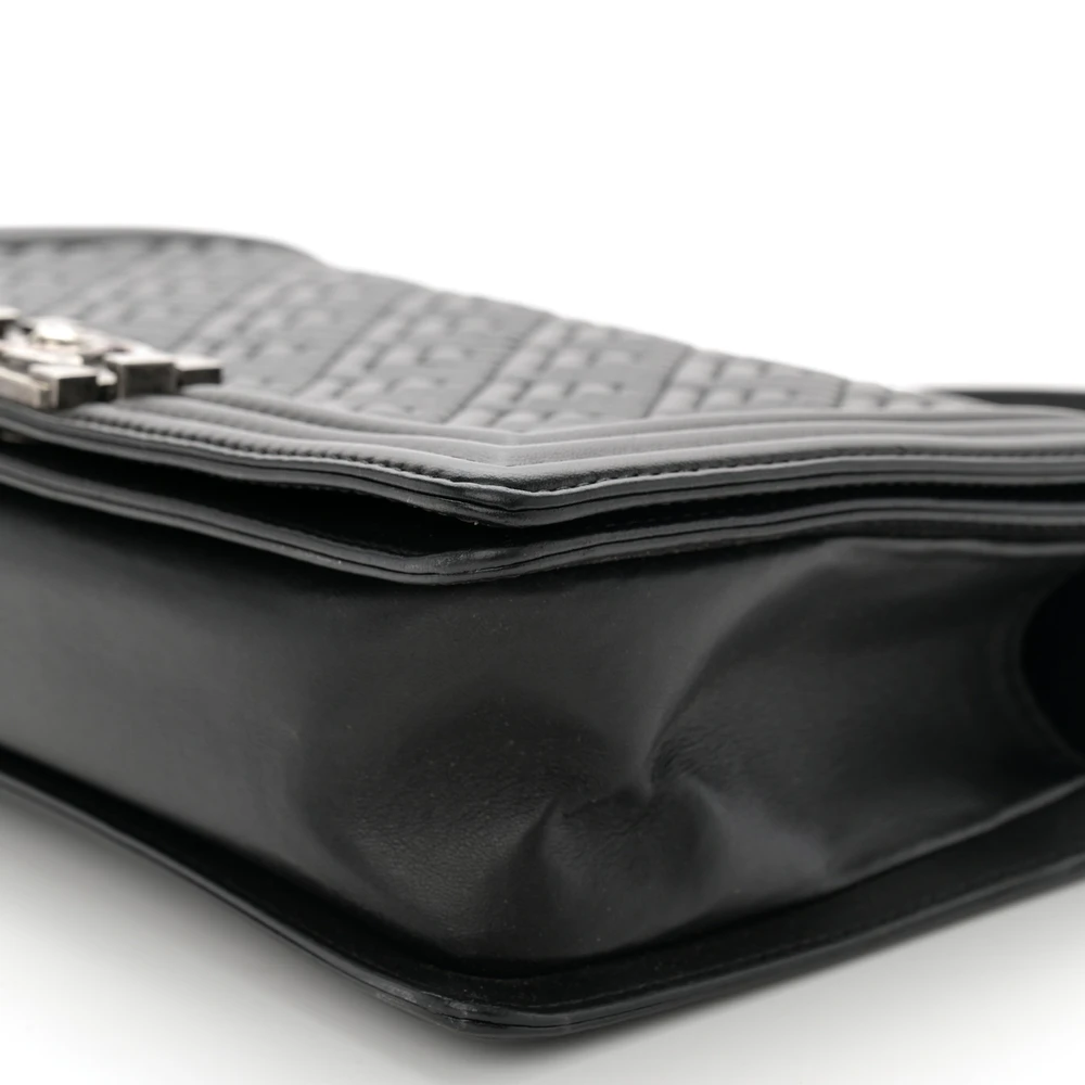 Chanel Black Lambskin Flap Replica with Ruthenium Hardware1:1High-quality replica