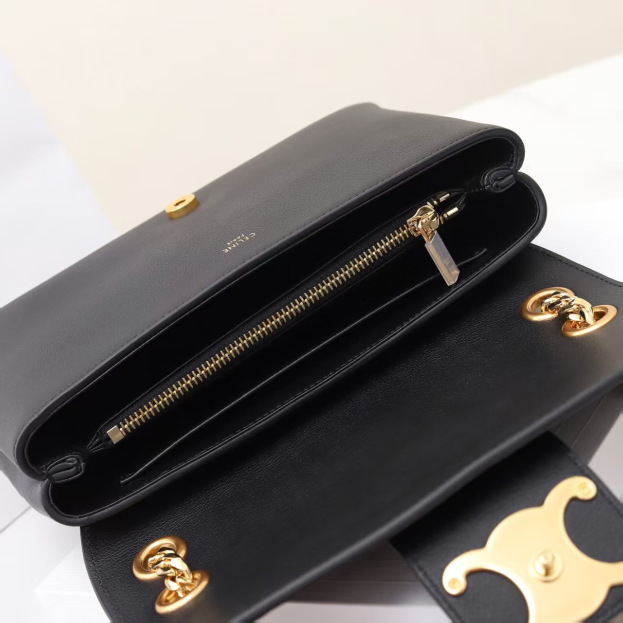 Celine Victoire Flap Leather Bag1:1High-quality replica
