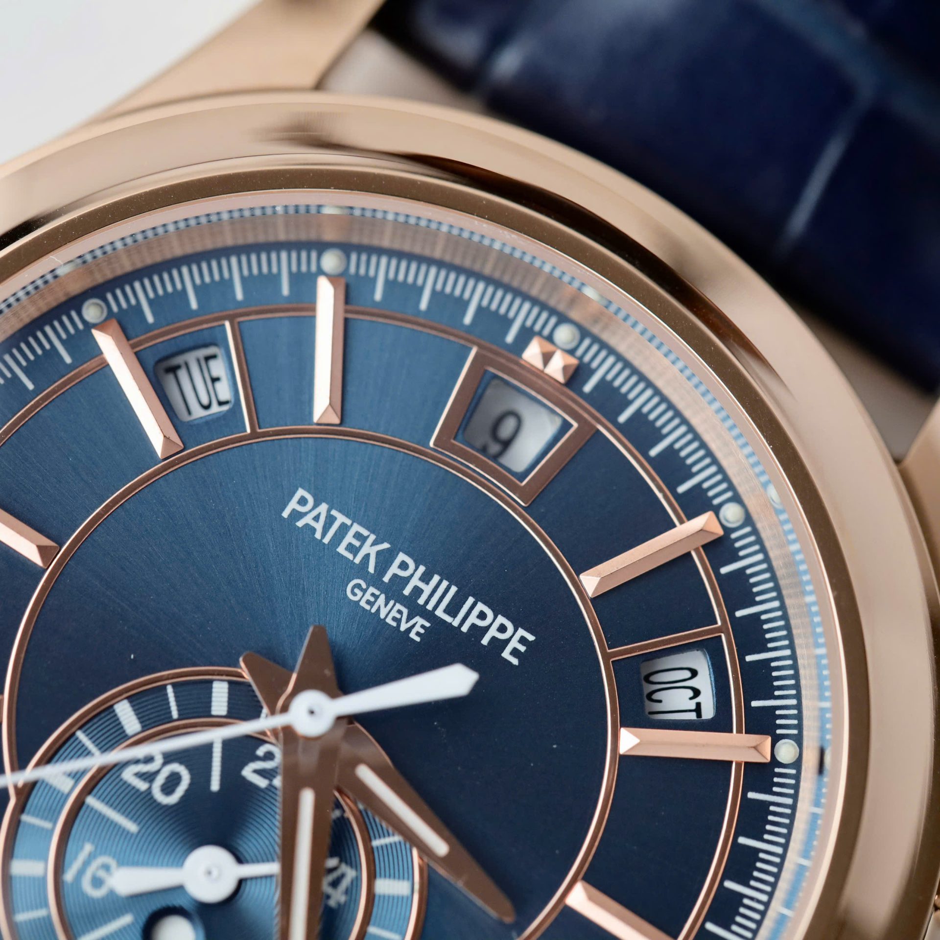 Patek Philippe Replica Watch Complications 5905R Chronograph Blue Dial Leather Strap 41mm - Top club
