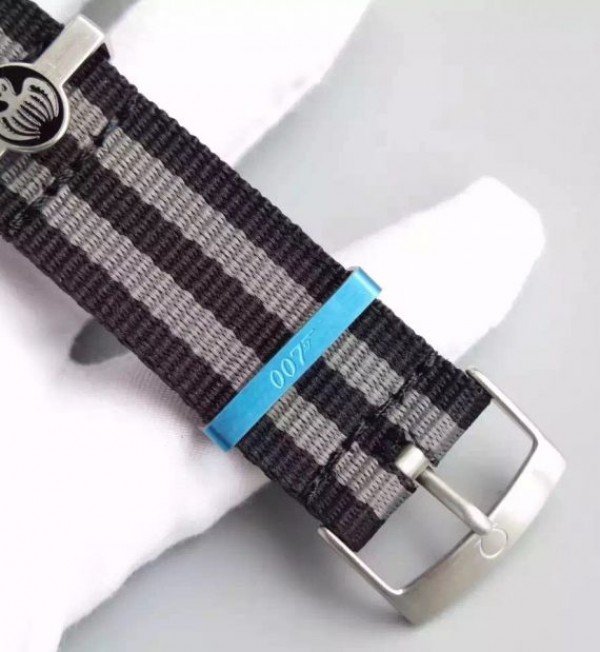 Replica Omega XF Seamster 300 Spectre Limited Edition Big Octopus Nylon Strap A8400 - Top club