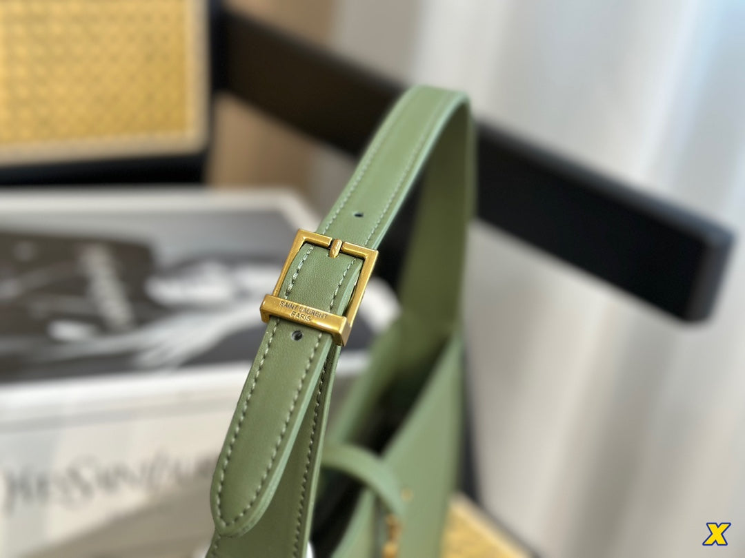 TO – New Luxury Bags SLY 2951:1High-quality replica