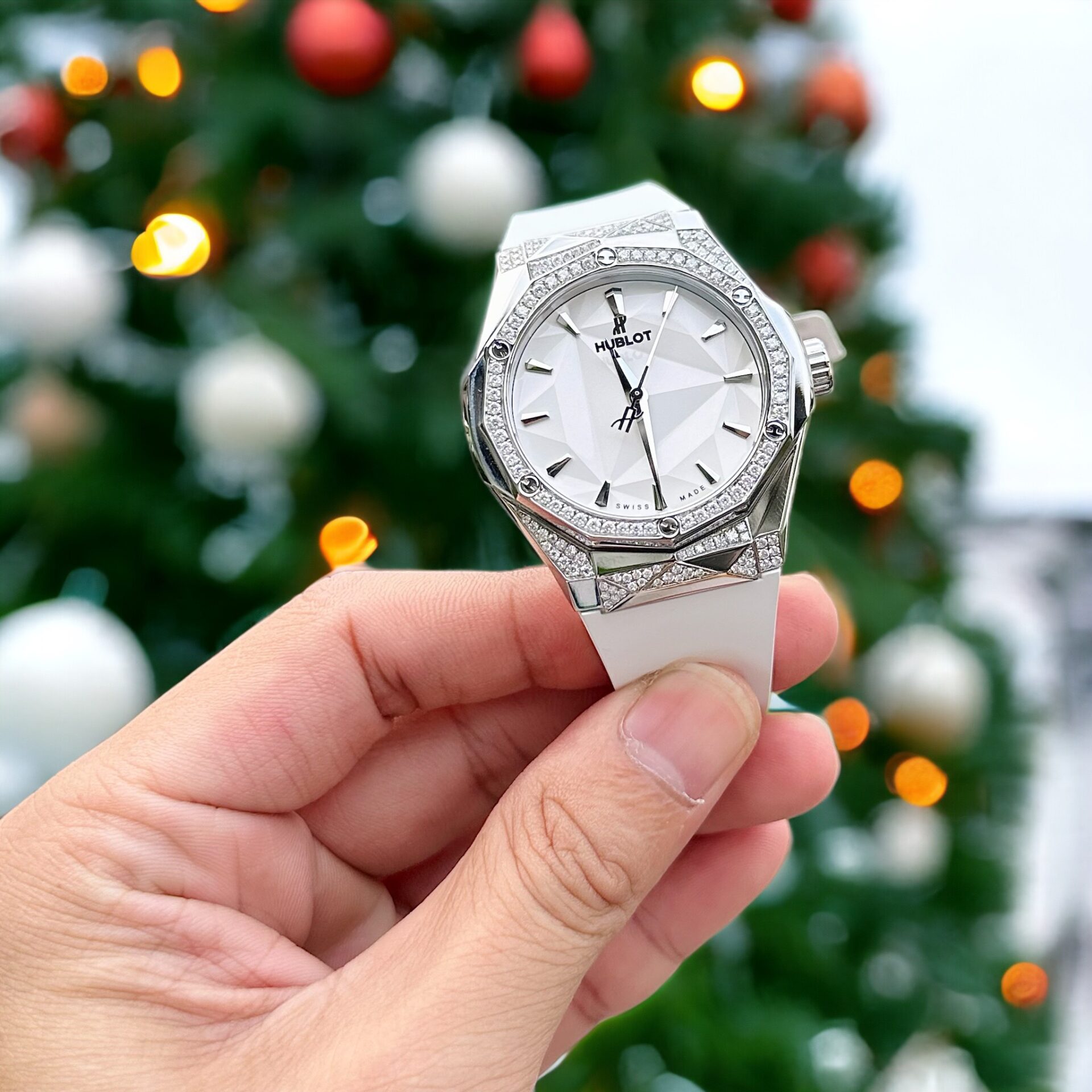 Hublot Replica Watch Orlinski Custom Moissanite Diamonds White Dial 40mm - Top club
