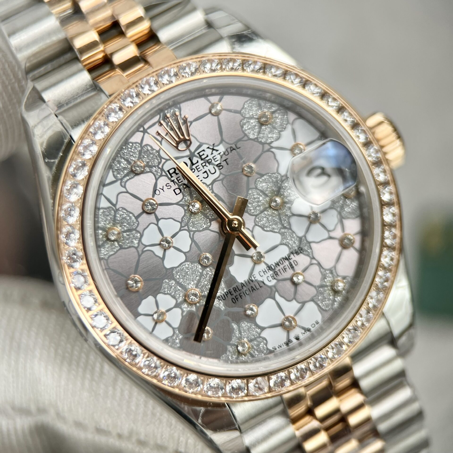 Rolex DateJust Replica Watch Flower Dial With Diamond Bezel 31mm - Top club