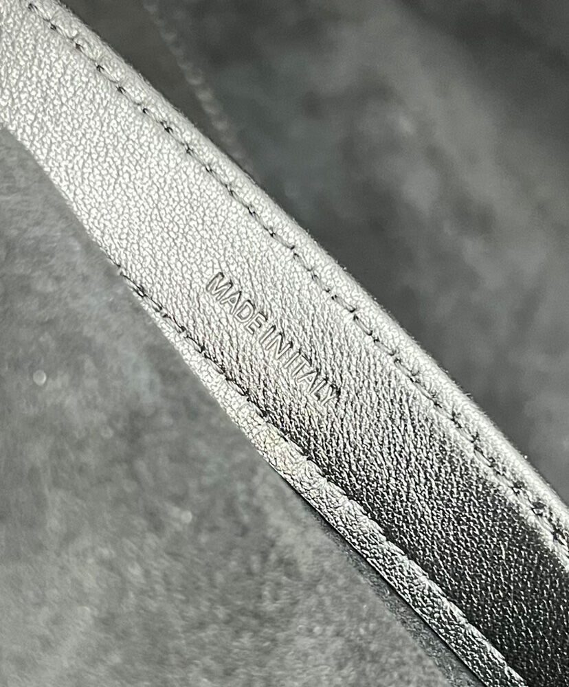 Celine Cabas Drawstring Cuir Triomphe In Smooth Calfskin Black1:1High-quality replica