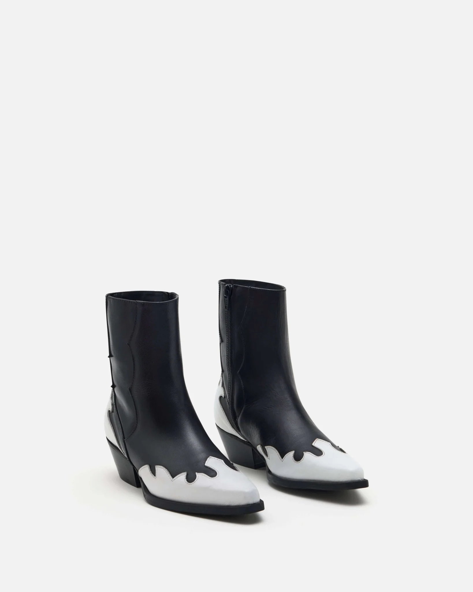 BOTTINES EAGLE - En cuir bicolores noir blanc détails brodés