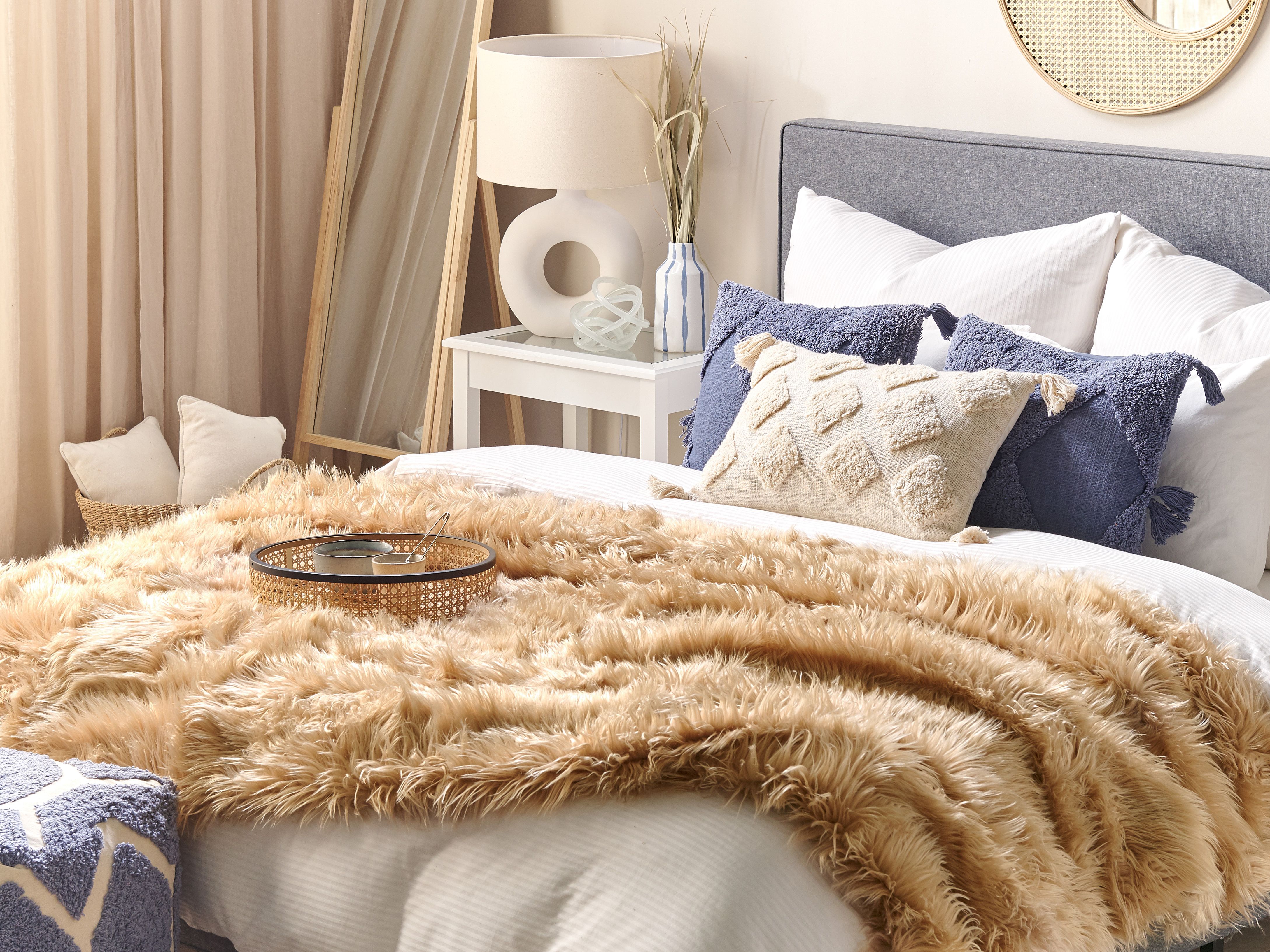 Bedspread DELICE Fabric 150 x 200 cm Light Brown