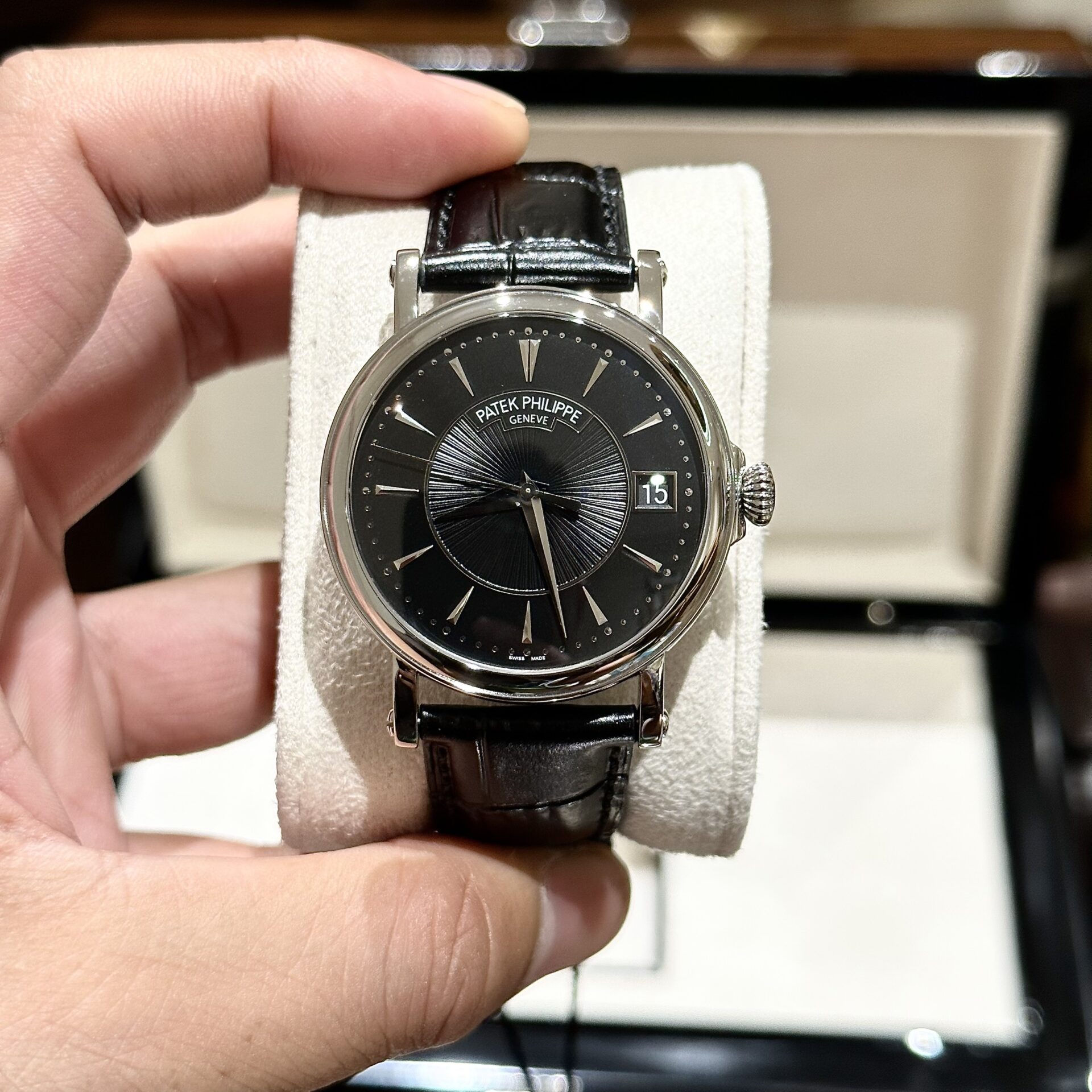 Patek Philippe Calatrava 5153 Replica Watch Black ZF Factory 38mm - Elite Watch Atelier